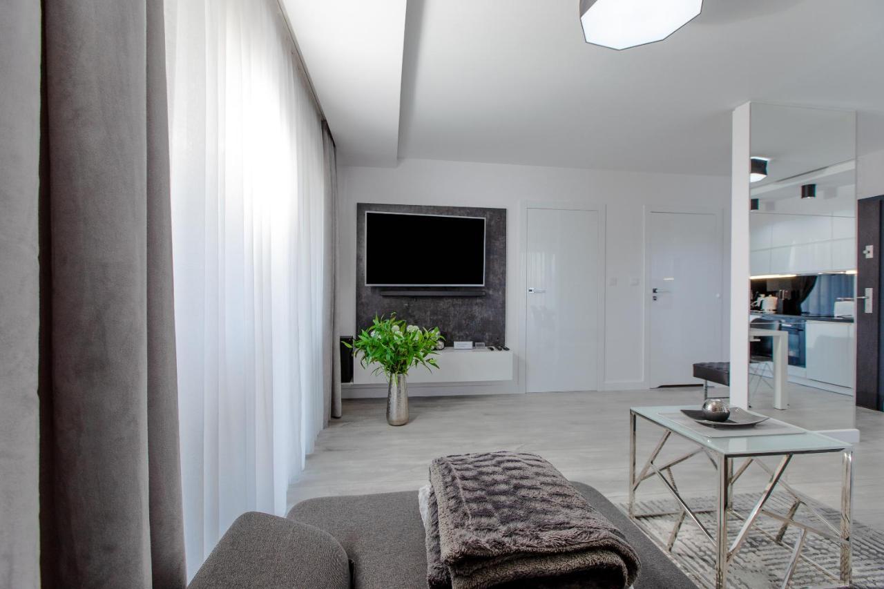 Apartament Linia Komfortu Gardenia Dziwnow Z Widokiem Na Morze Epapartamenty Extérieur photo