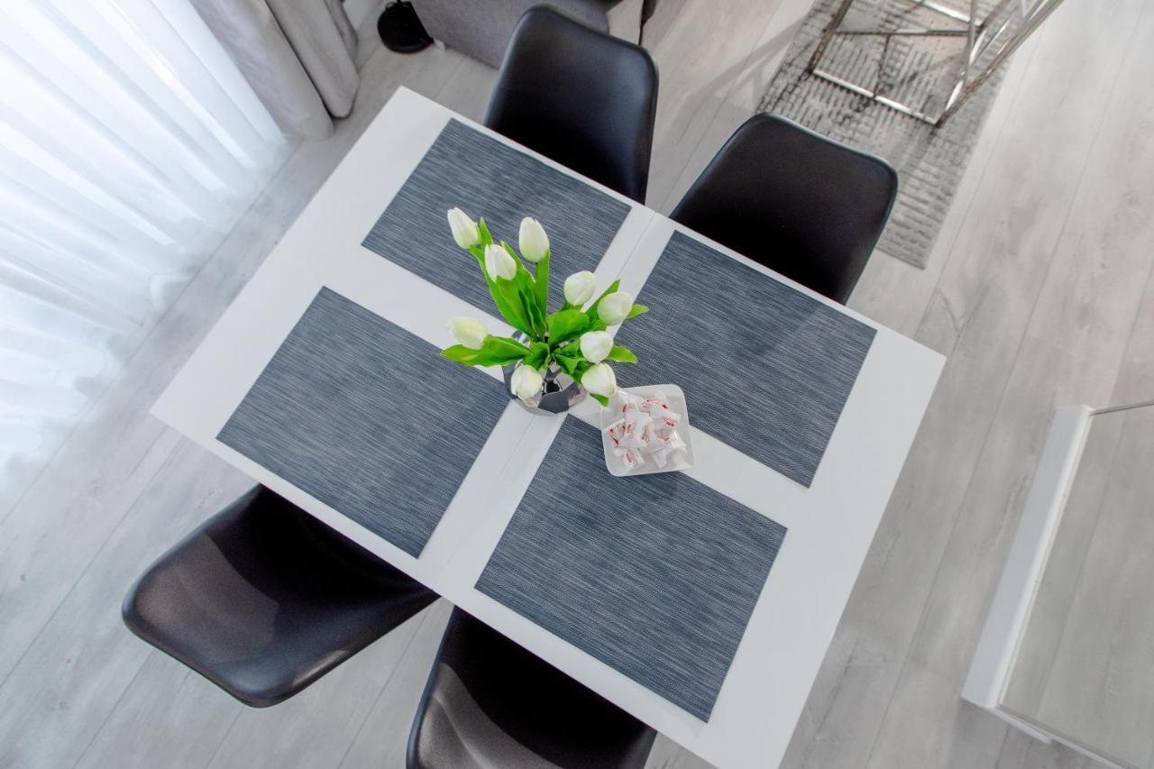 Apartament Linia Komfortu Gardenia Dziwnow Z Widokiem Na Morze Epapartamenty Extérieur photo
