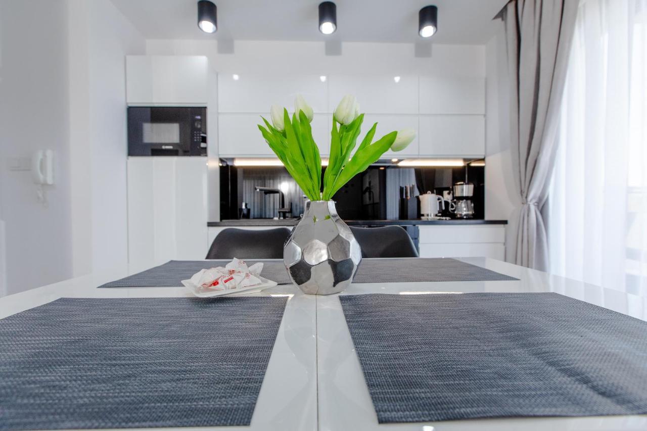 Apartament Linia Komfortu Gardenia Dziwnow Z Widokiem Na Morze Epapartamenty Extérieur photo